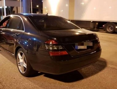 Ηγουμενίτσα: 38χρονος αλλοδαπός είχε κρύψει 6 κιλά ηρωίνη στο φτερό του Ι.Χ. του (βίντεο)